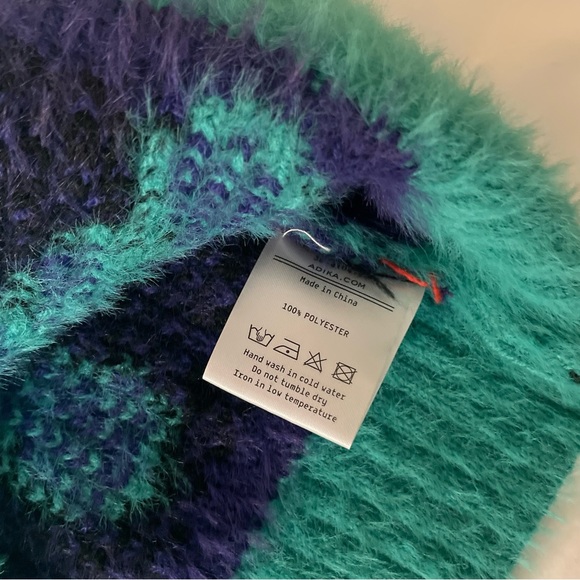 Adika Slow Burn Sweater - Picture 7 of 8